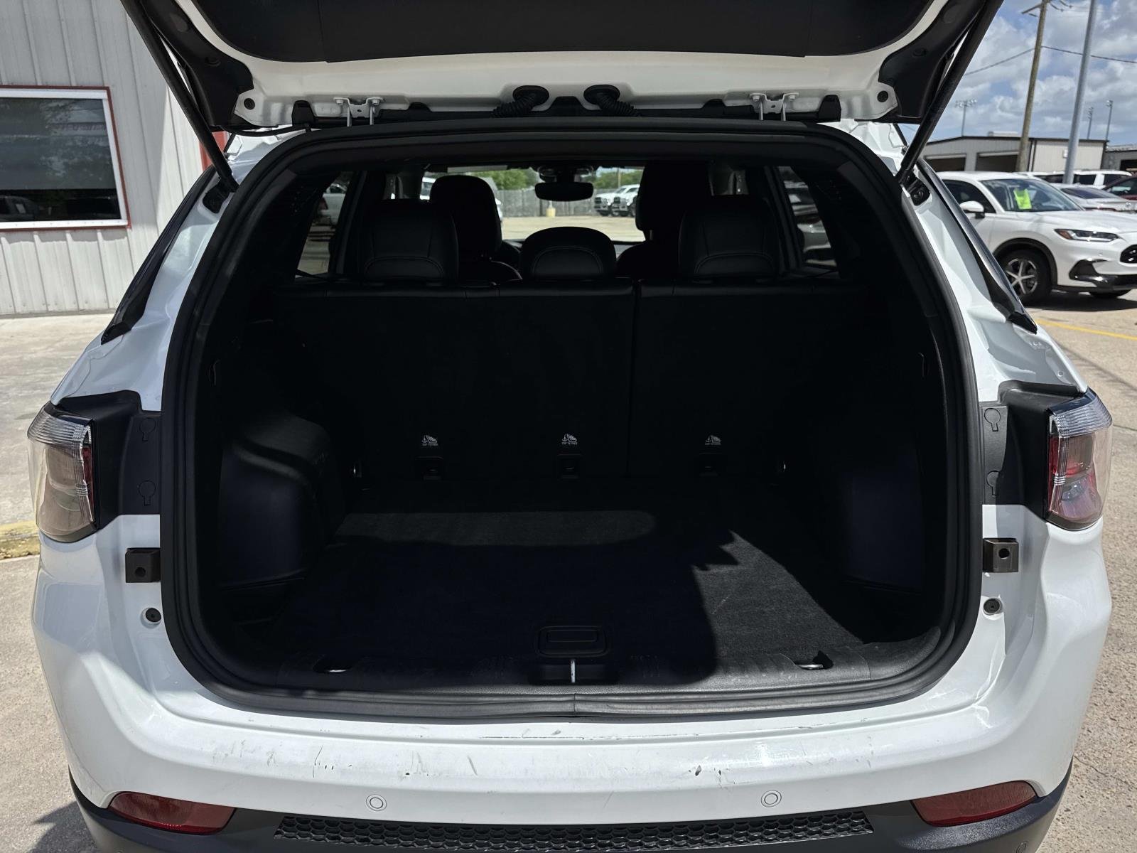 2025 Jeep Compass Trailhawk - Photo 8