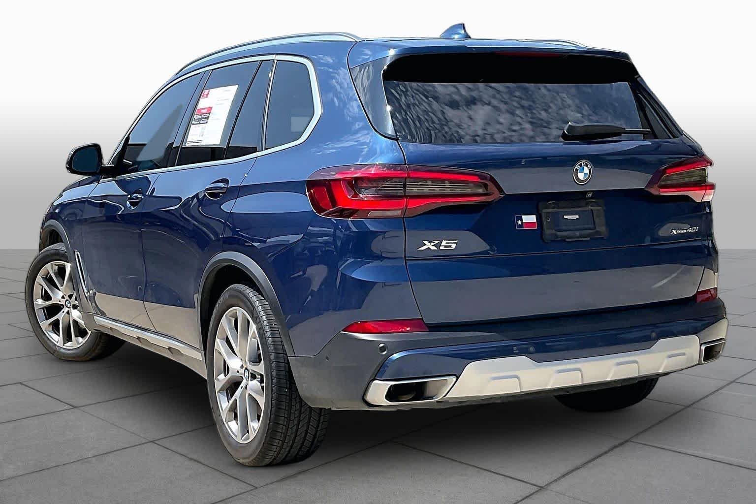 Used 2023 Phytonic Blue Metallic BMW xDrive40i image 12