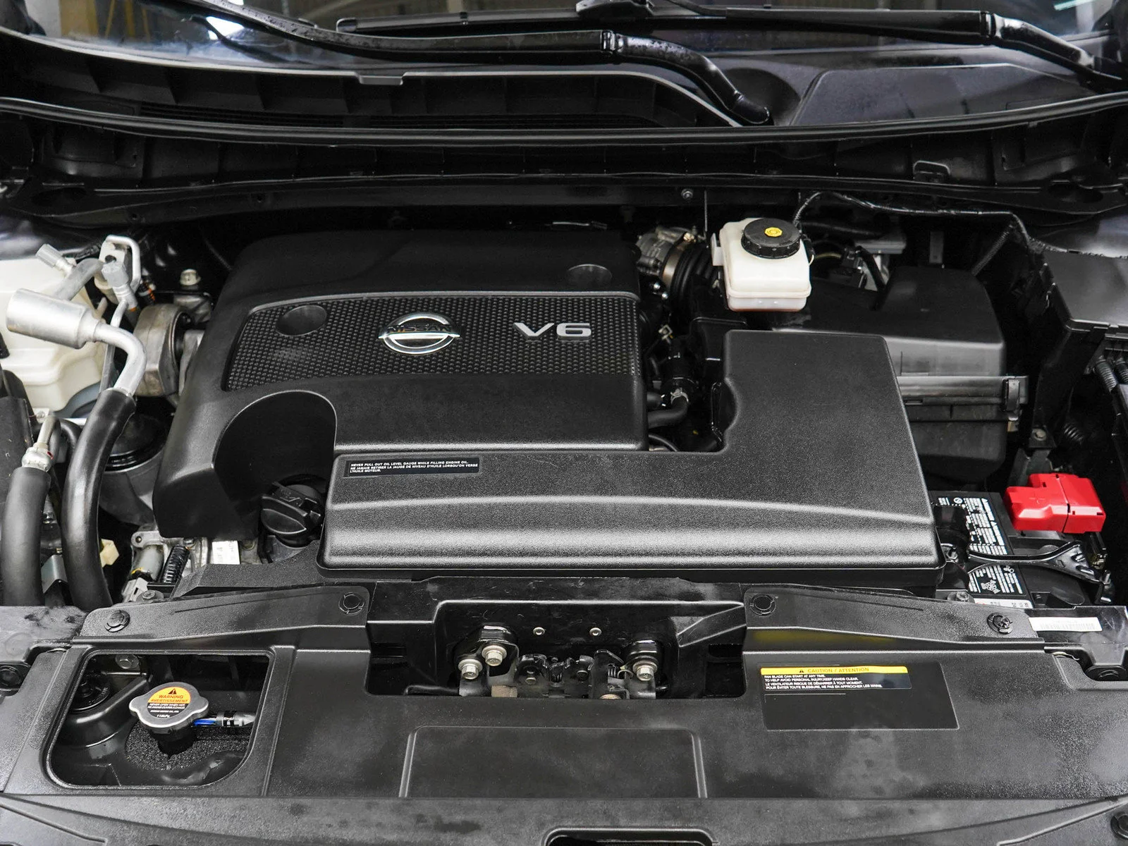 Used 2023 Super Black Nissan SV image 30