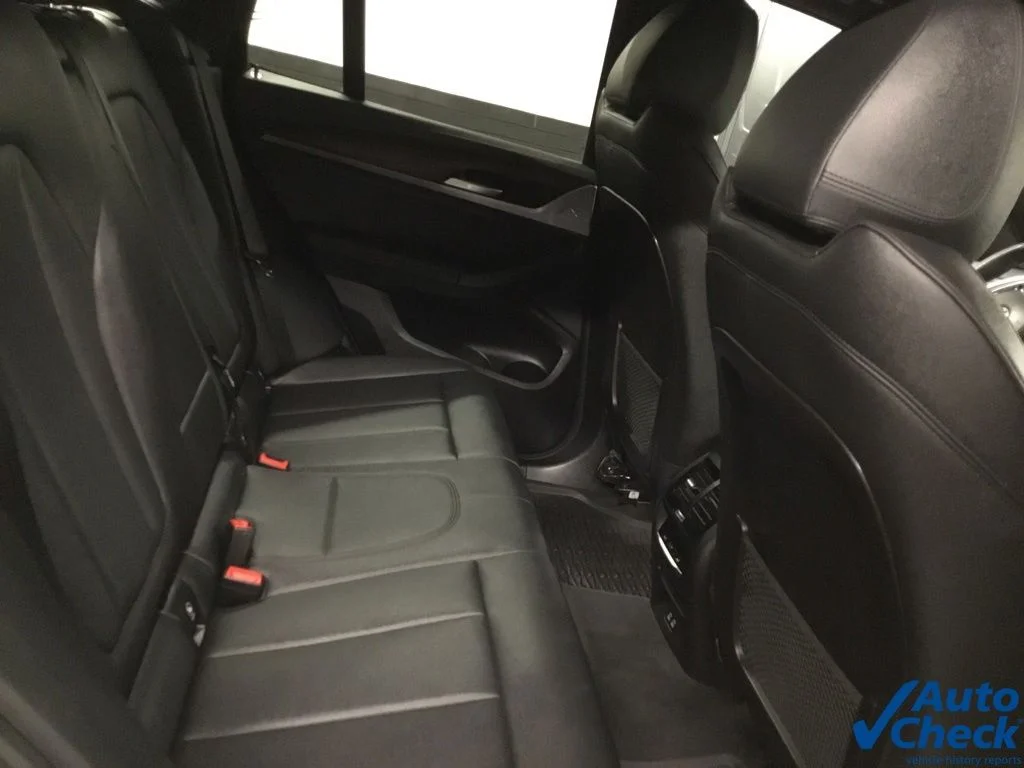 Used 2020 White BMW xDrive30i image 33