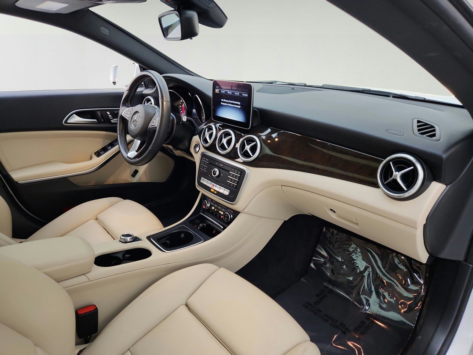 Used 2019 Polar White Mercedes-Benz CLA 250 image 29