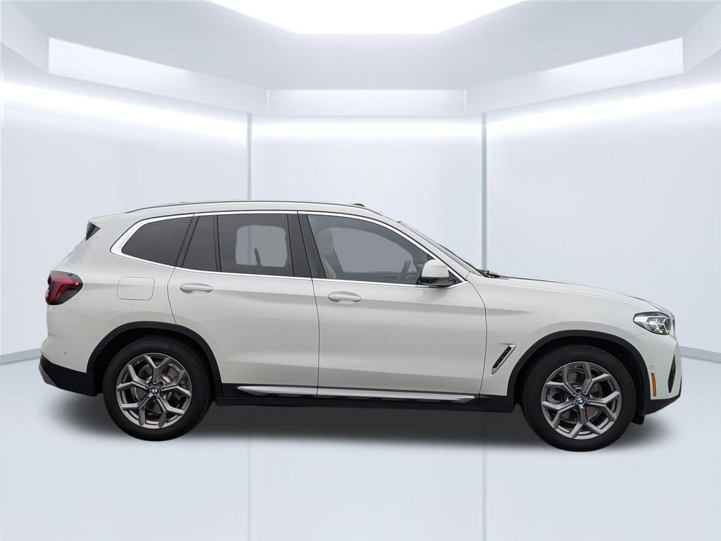 Used 2023 White BMW sDrive30i image 7