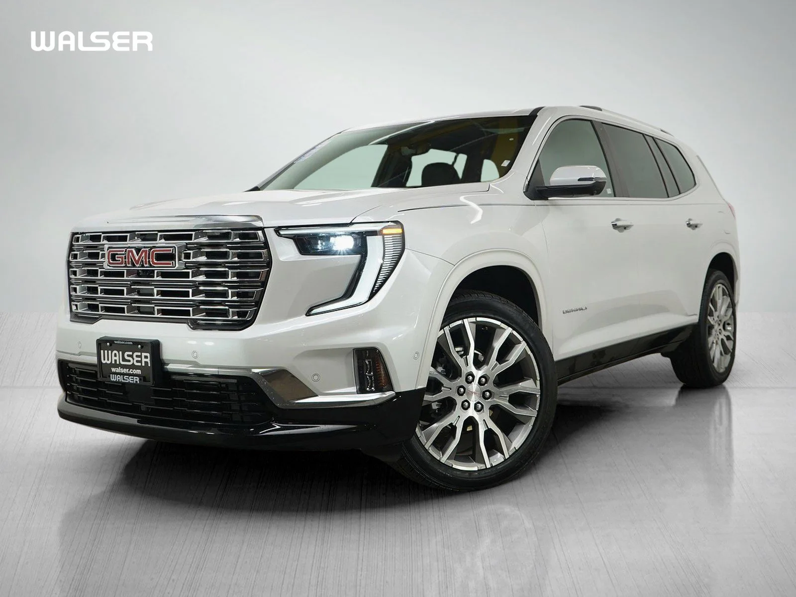 2025 GMC Acadia Denali AWD's photo