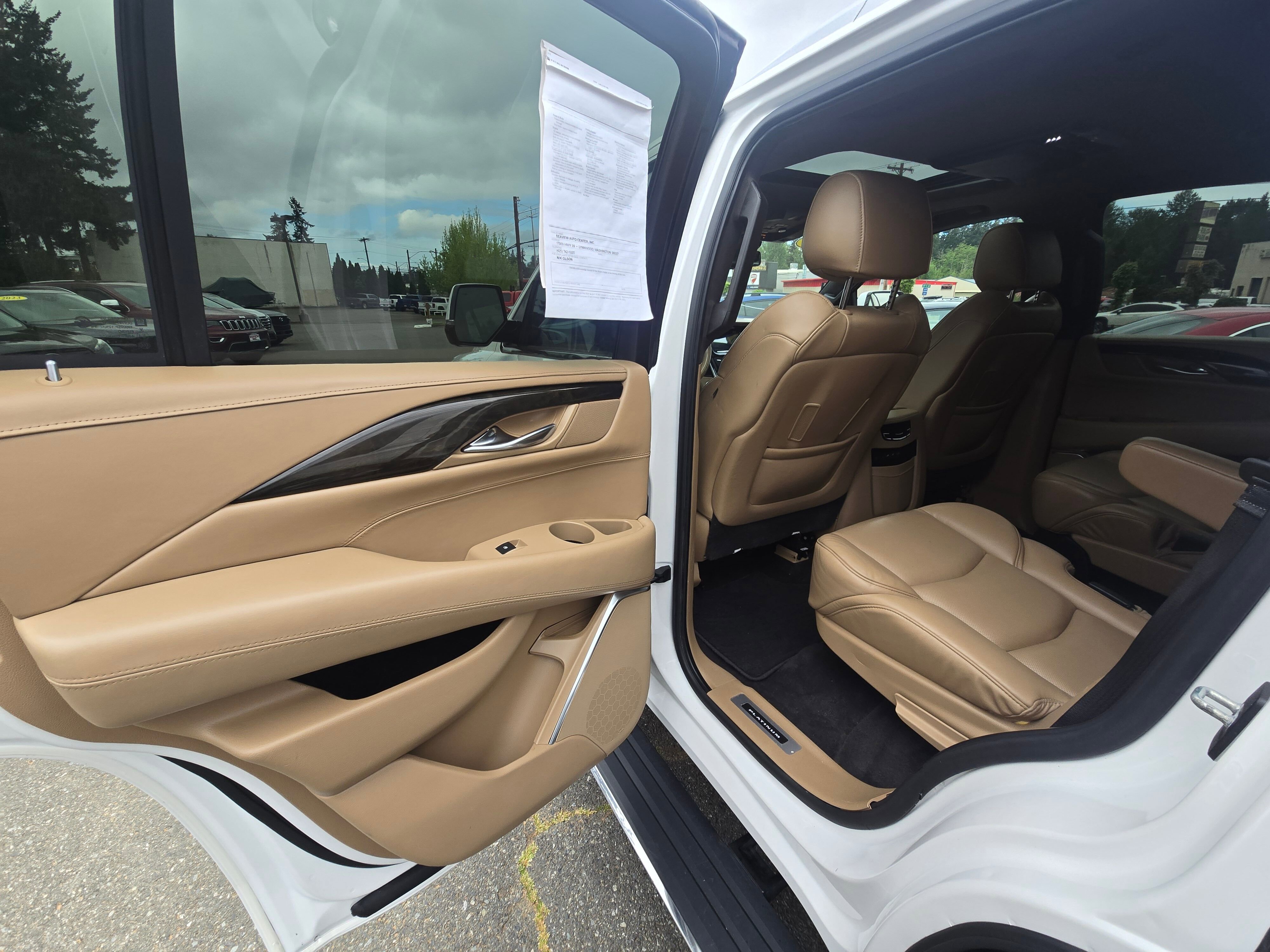 Used 2020 CRYSTAL WHITE TRICOAT Cadillac Platinum image 15