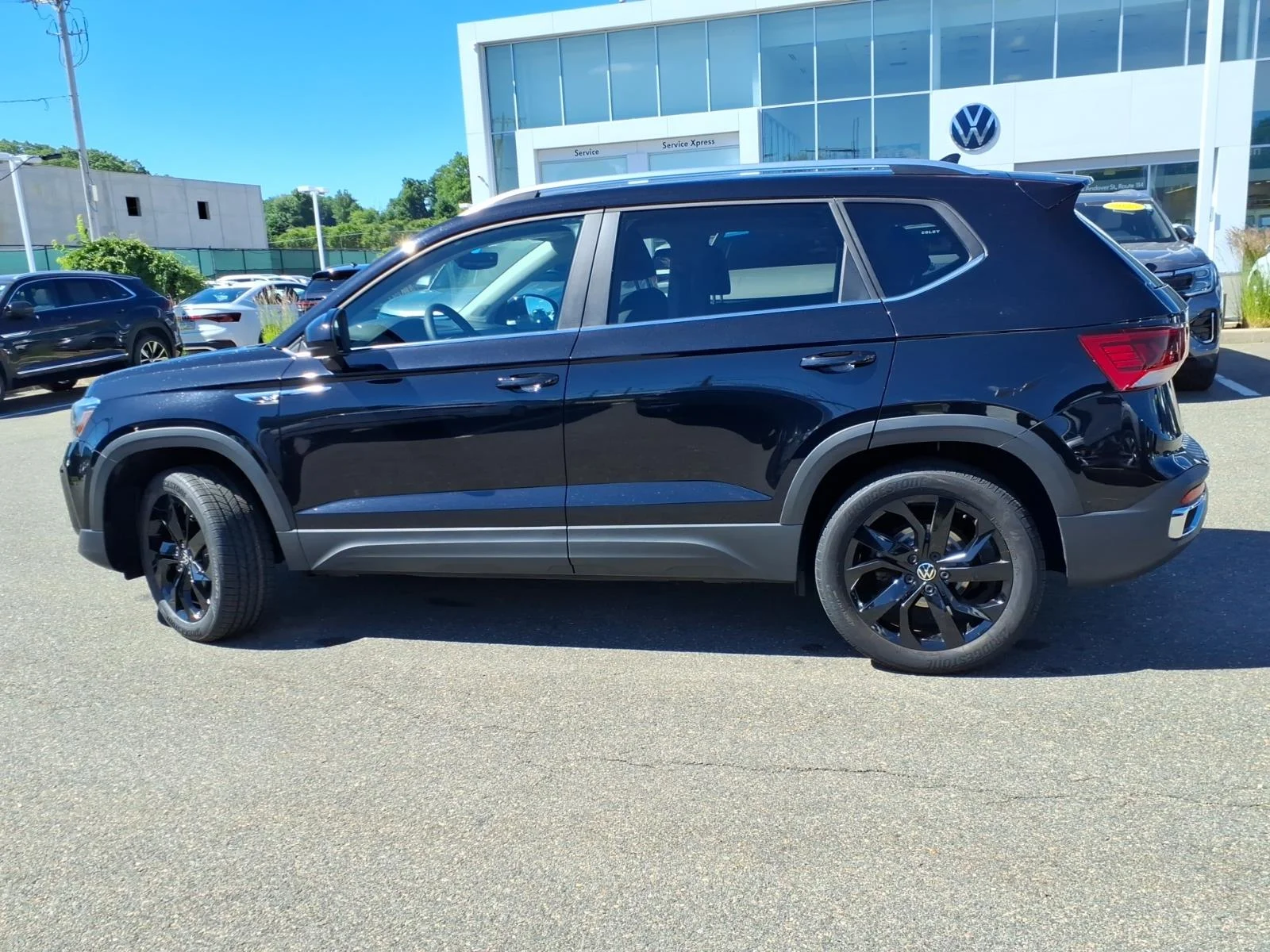Certified Used 2023 Deep Black Pearl Volkswagen SE image 8