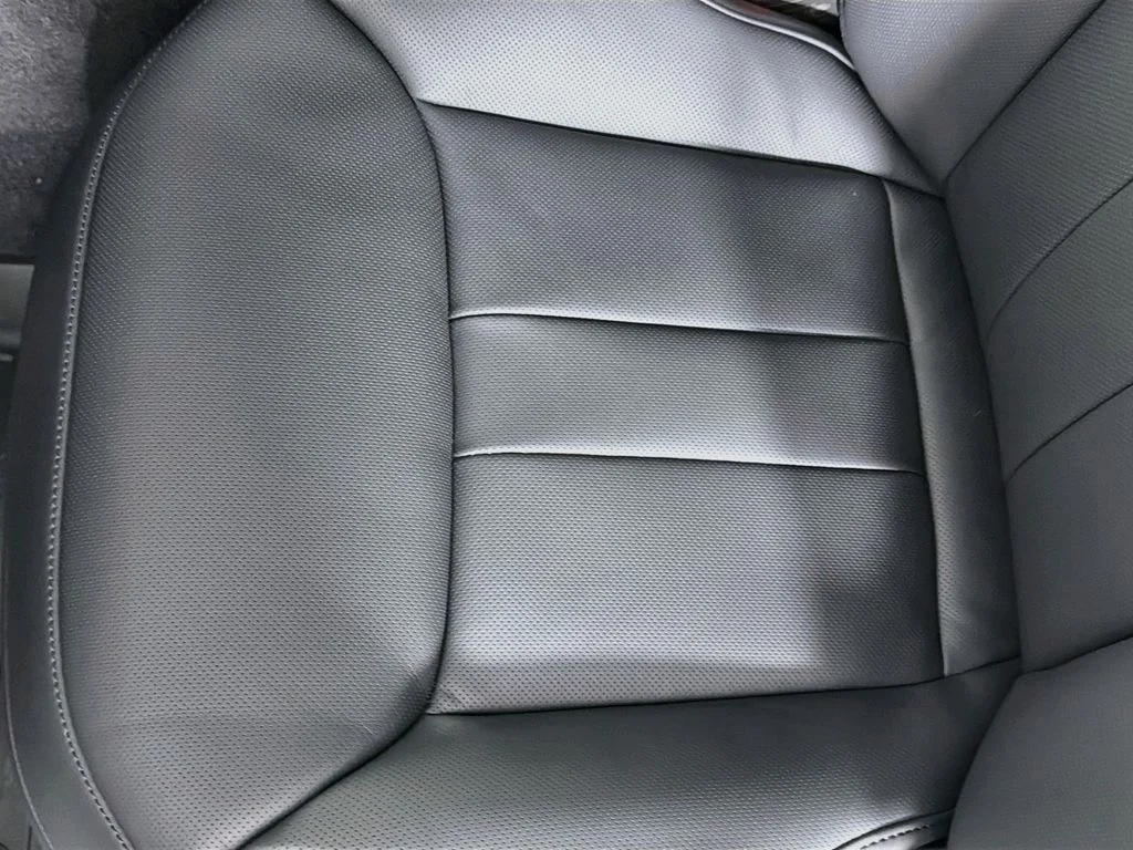 New 2027 Fuji White Land Rover Dynamic SE image 20
