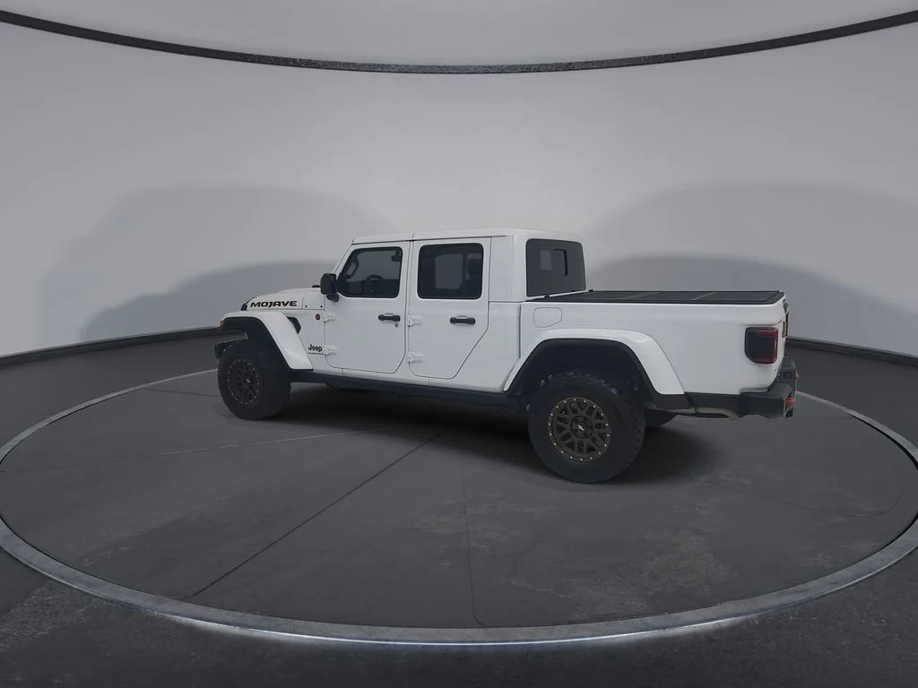 Used 2023 White Jeep Mojave image 11