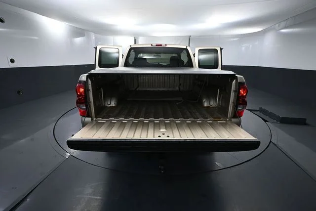 Used 2004 Beige Chevrolet Z71 image 29
