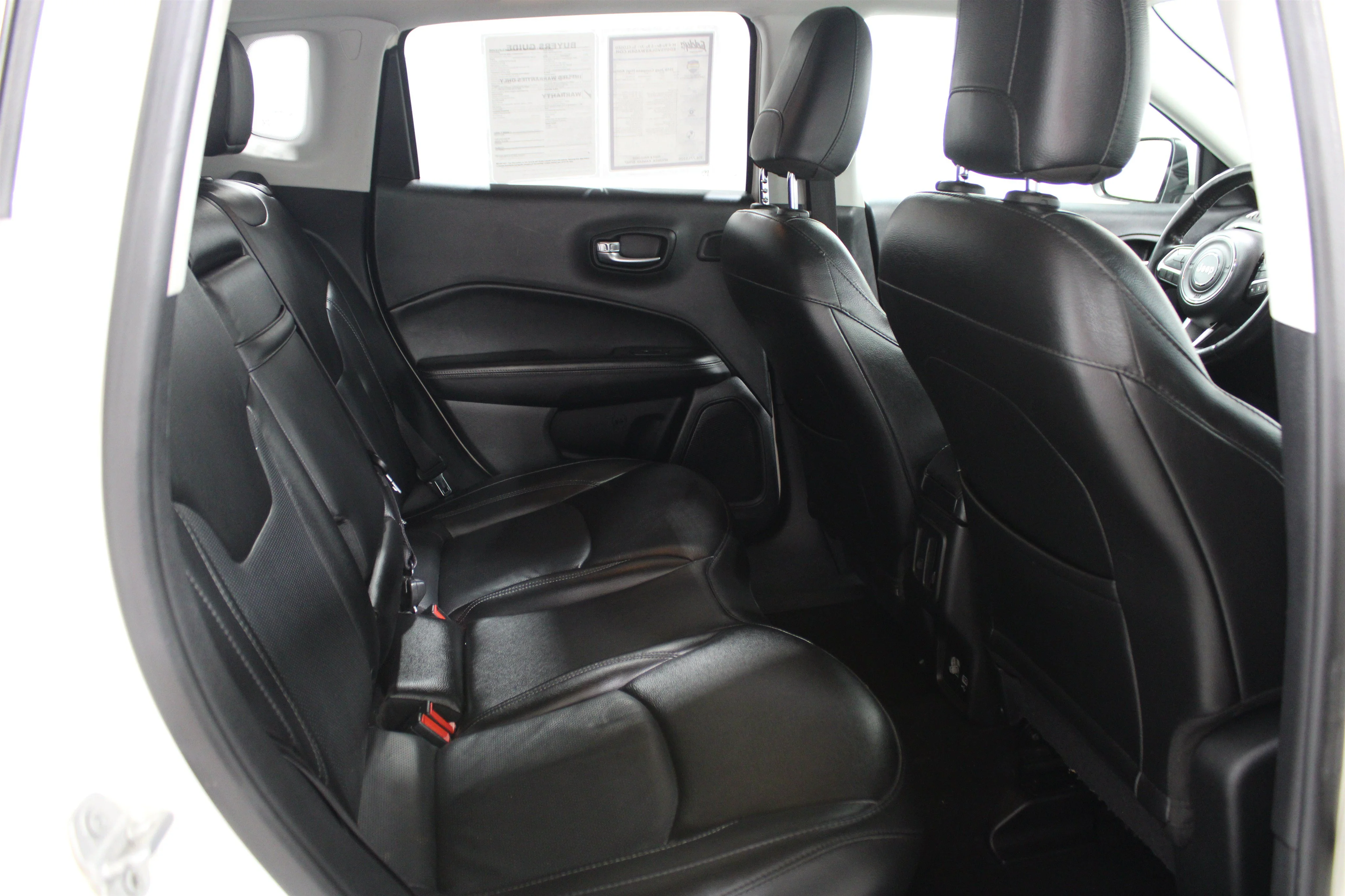 Used 2019 Pearl White Tri-Coat Jeep High Altitude image 23