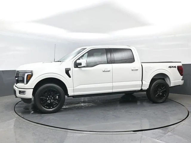 New 2026 Star White Metallic Tri-Coat Ford Platinum® image 4