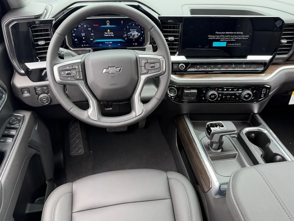 New 2026 Summit White Chevrolet LT Trail Boss image 7
