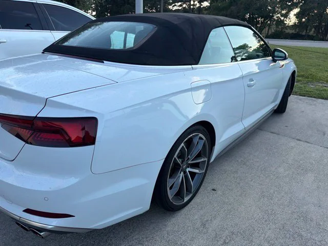 Used 2018 White Audi 3.0T Premium Plus image 5