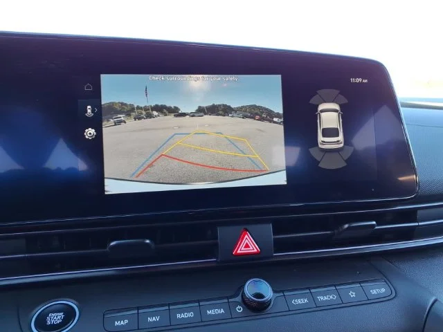 Used 2025 Blue Hyundai Base image 27