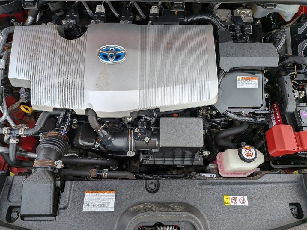 Used 2020 Red Toyota Limited image 31