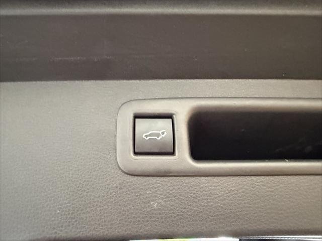 Certified Used 2026 MIDNIGHT BLACK METAL Toyota  image 62