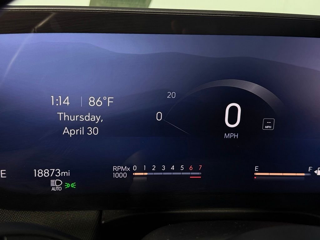 Used 2025 Summit White Buick Preferred image 15