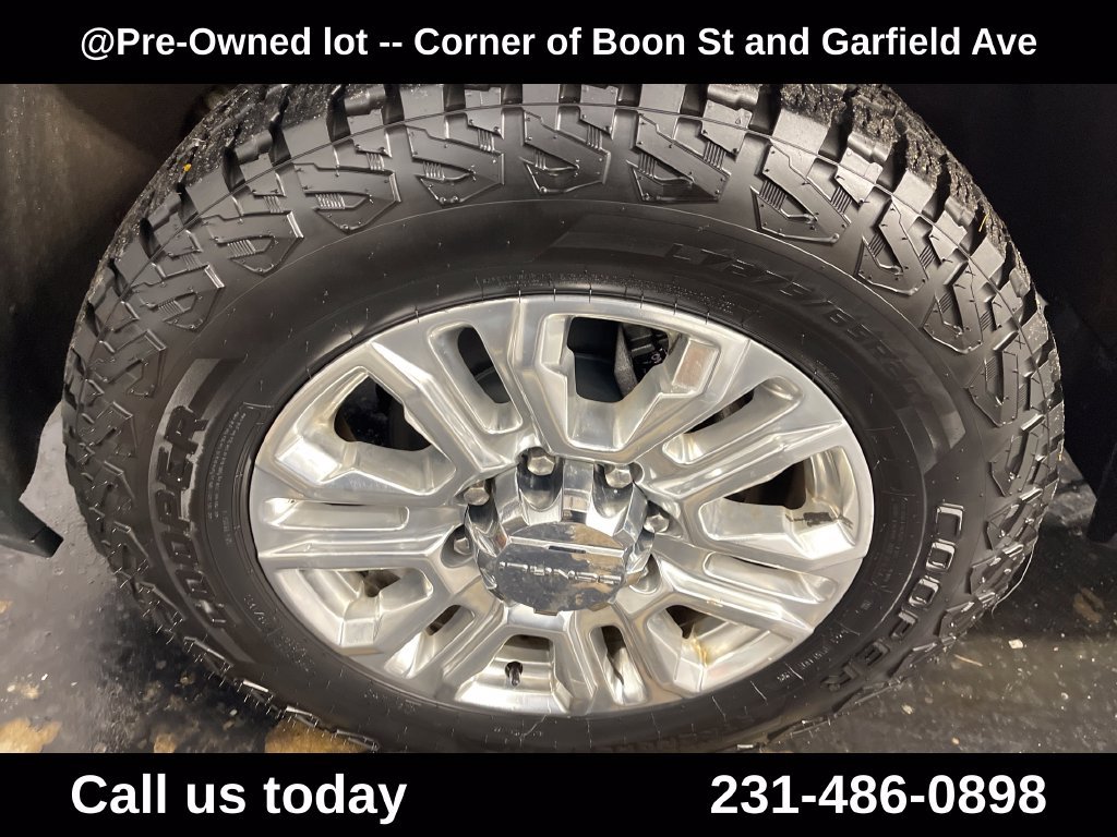 Used 2020 White GMC Denali image 11