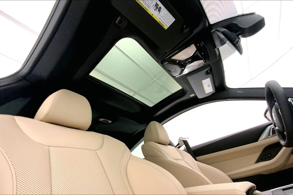 Used 2025 Mineral White Metallic BMW  image 26