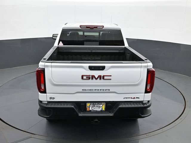 2026 GMC Sierra 1500 AT4X - Photo 18