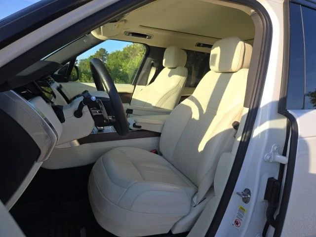 Certified Used 2024 Ostuni Pearl White Metallic Land Rover SE image 13