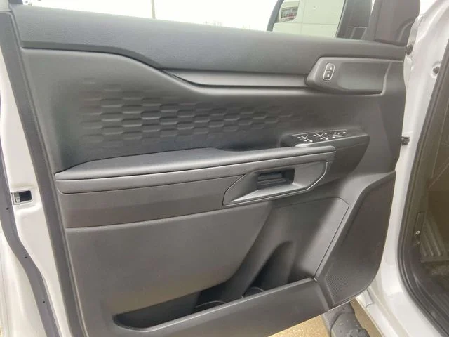 New 2025 Oxford White Ford XL image 11