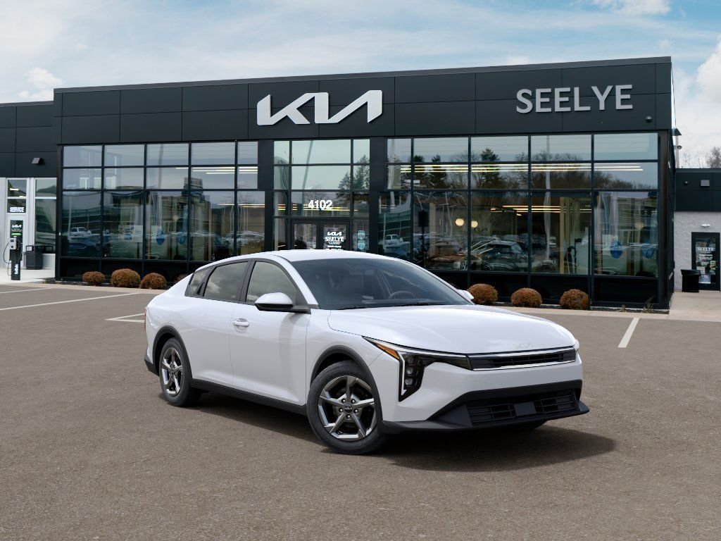 New 2026 White Kia LXS image 8