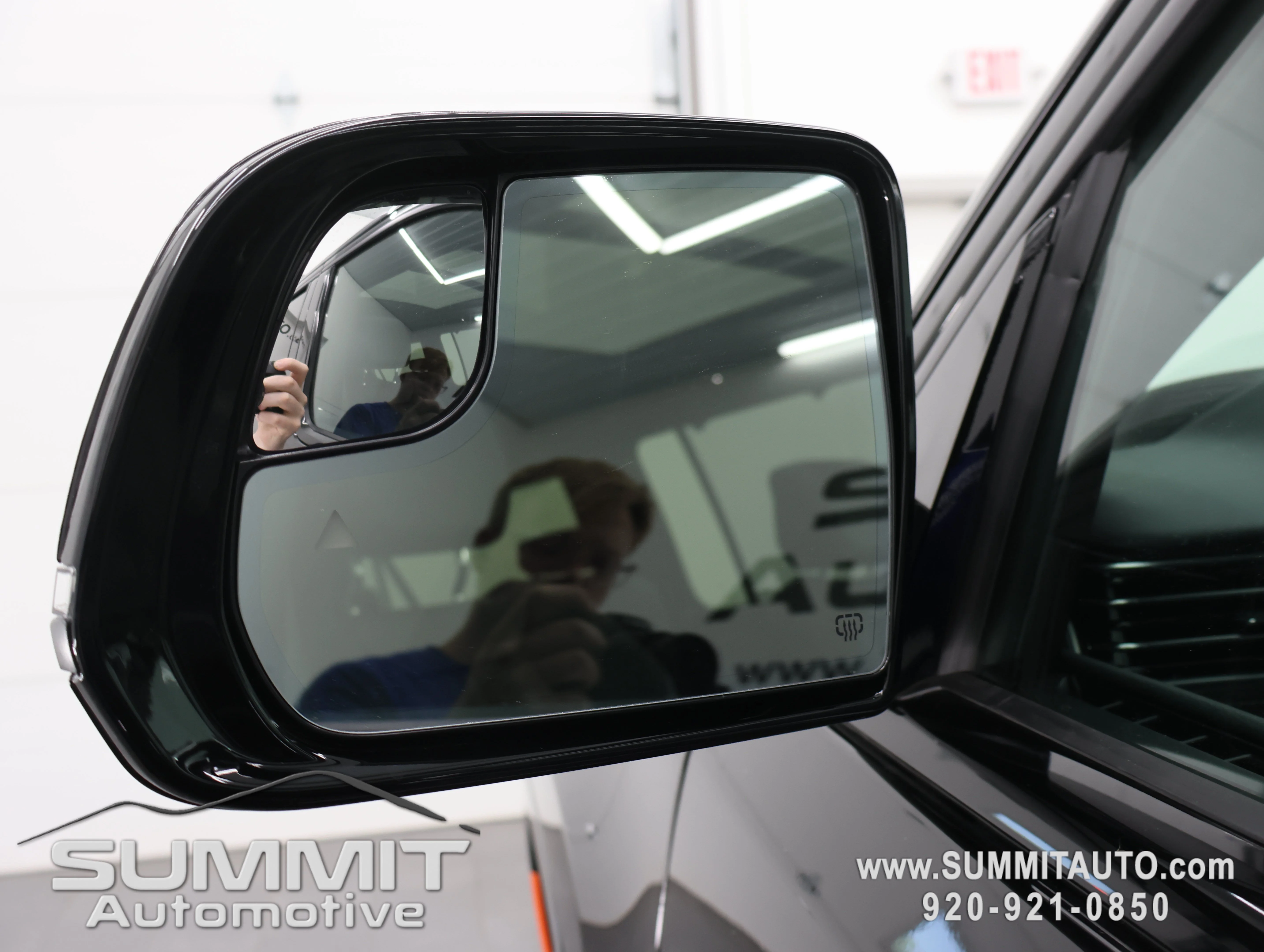 New 2026 High Gloss Black Jeep Limited Reserve image 52