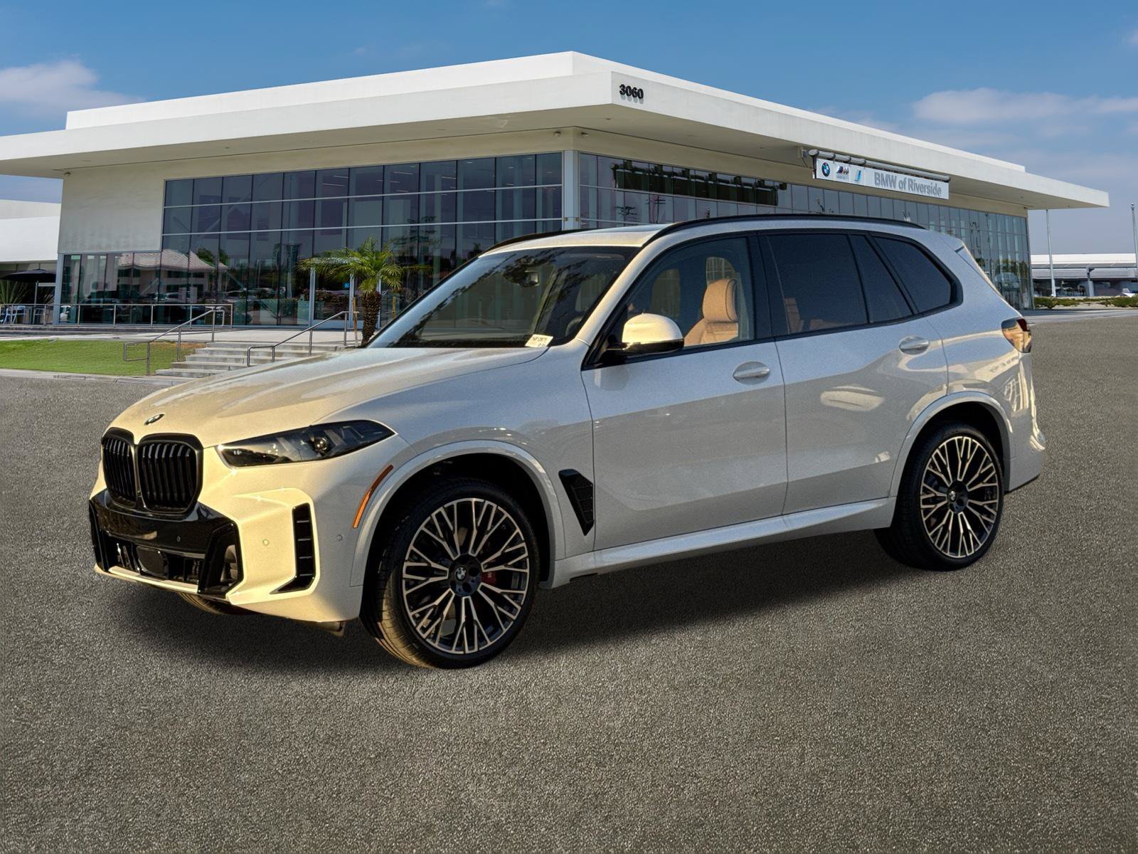 New 2026 Mineral White Metallic BMW sDrive40i image 5