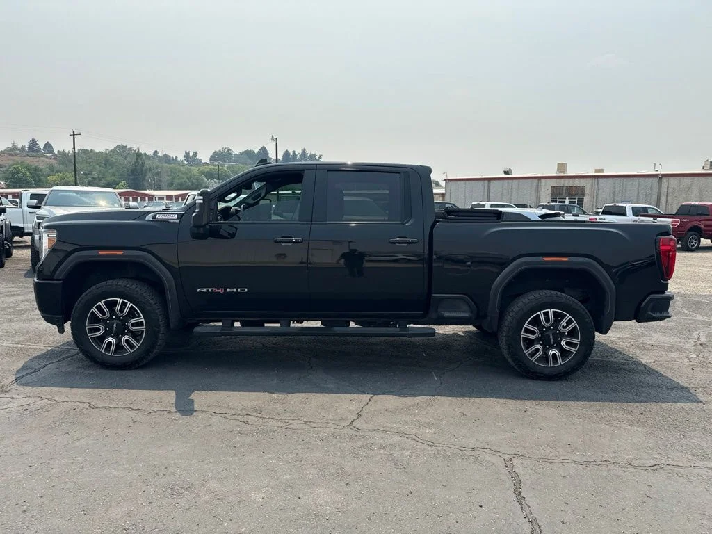 Used 2022 Onyx Black GMC AT4 image 20