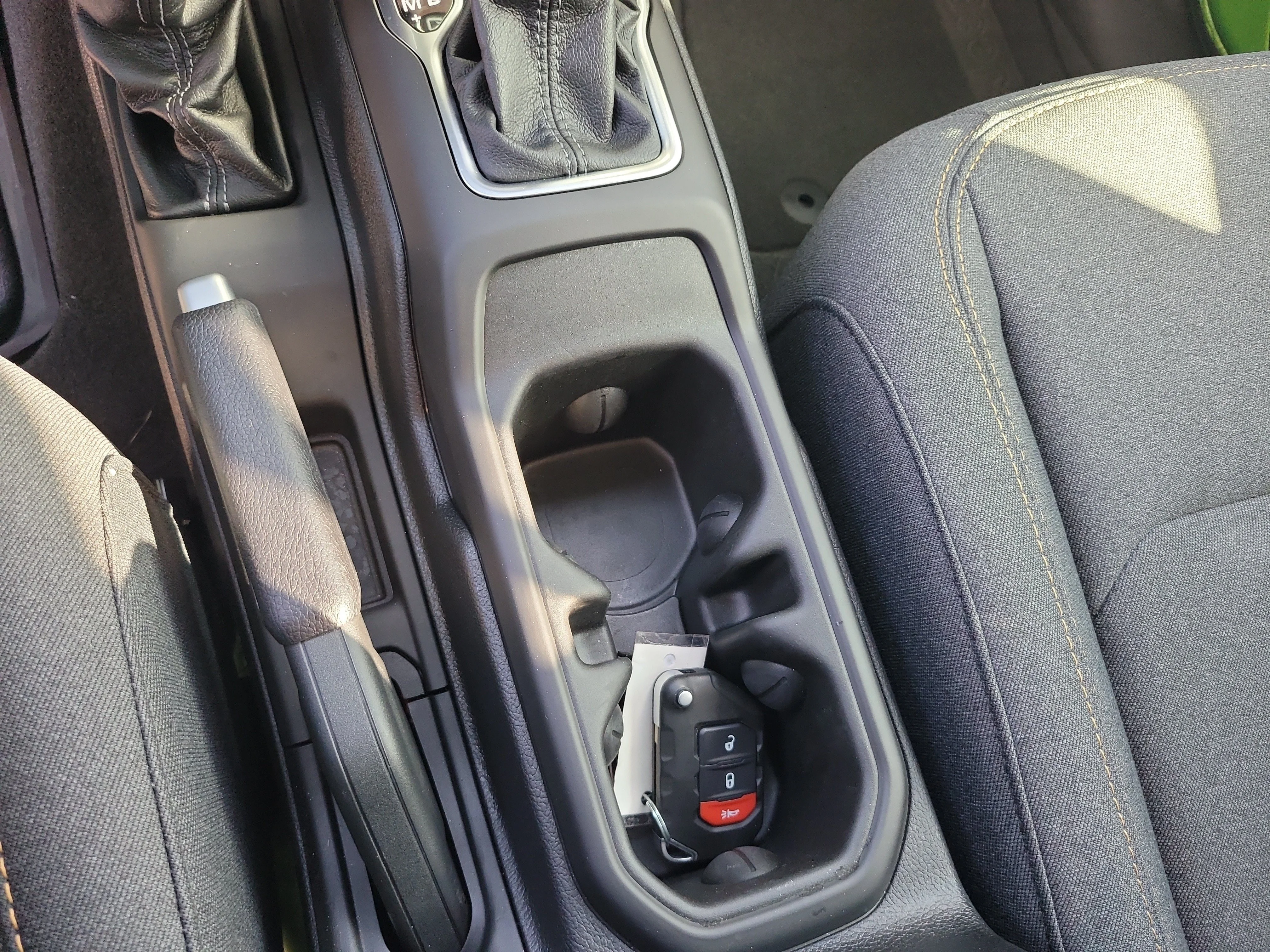 Used 2025 Mojito Clearcoat Jeep Sport S image 24