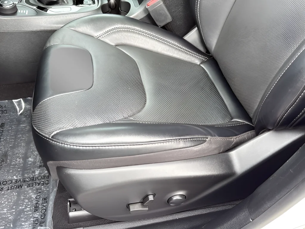 2022 Jeep Cherokee Limited - Photo 16