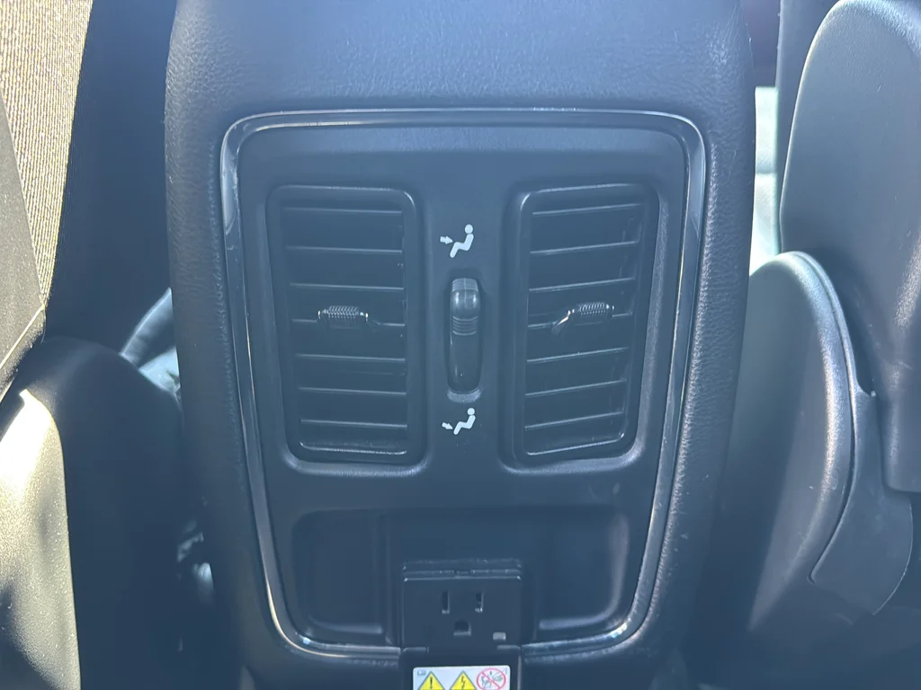 Used 2021 Gray Jeep Laredo X image 29