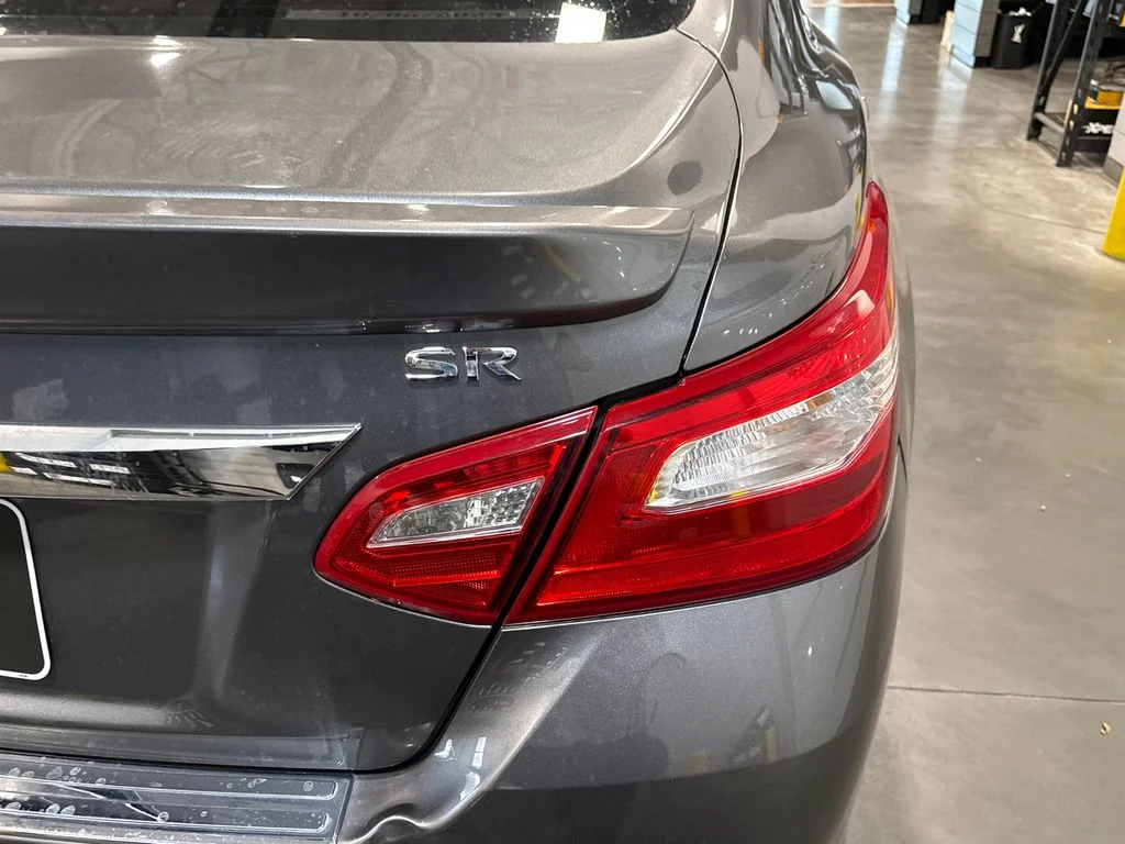 Used 2016 Gray Nissan 2.5 SR image 5