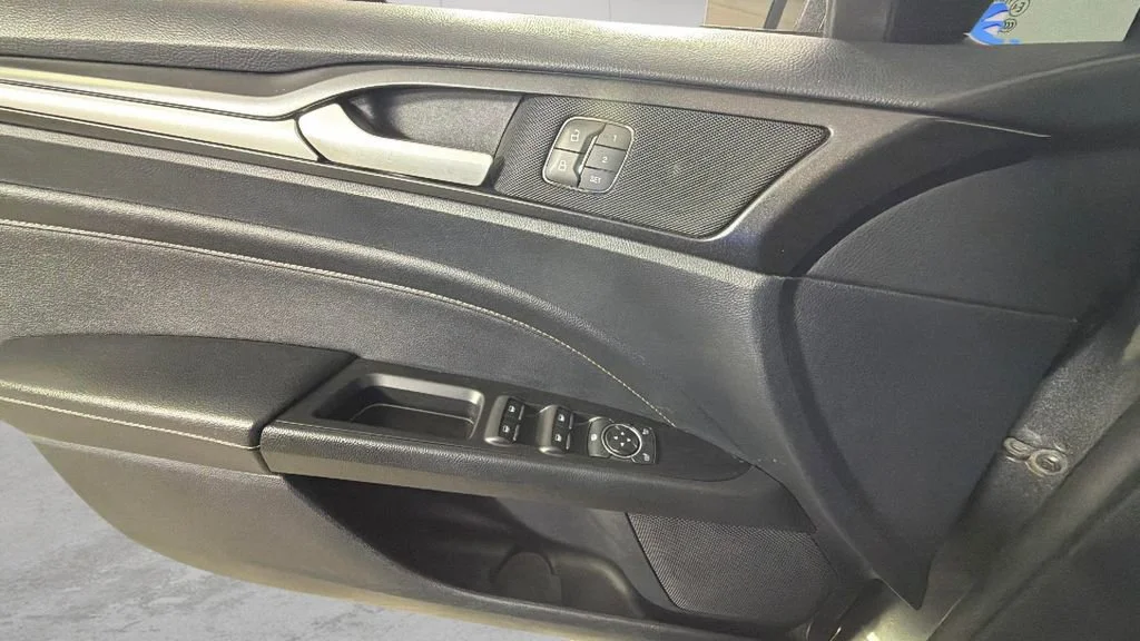 Used 2020 Gray Ford Titanium image 23