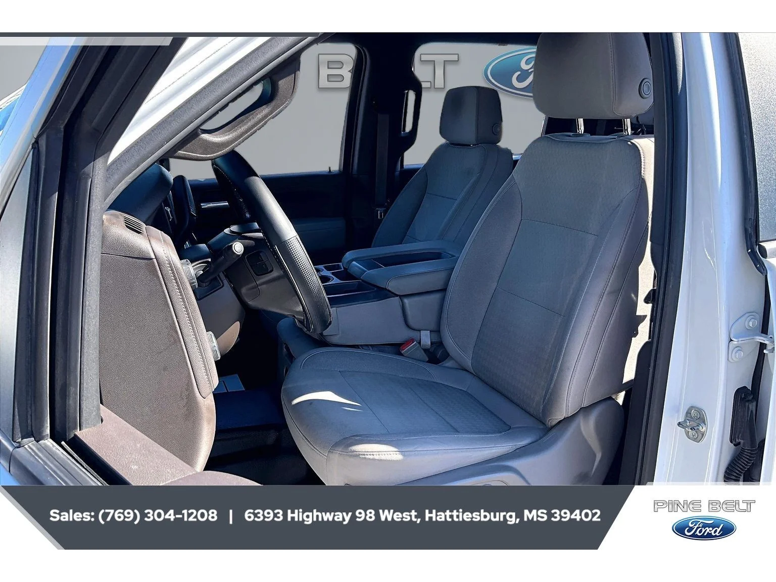 Used 2021 Summit White Chevrolet LT image 19