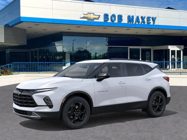 New 2026 Summit White Chevrolet 2LT image 2