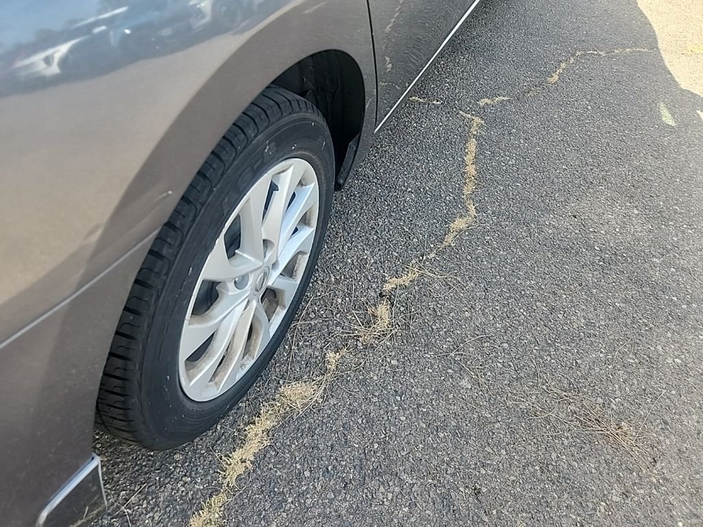 Used 2019 Gray Nissan SV image 14