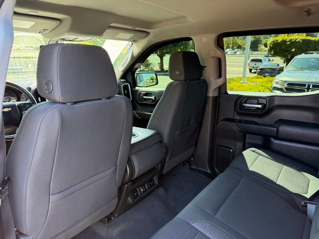Used 2020 Silver Chevrolet LT image 30