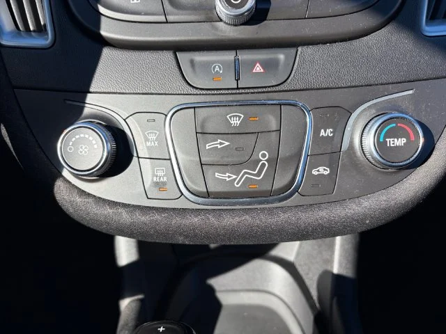 Used 2020 Red Chevrolet LS image 17