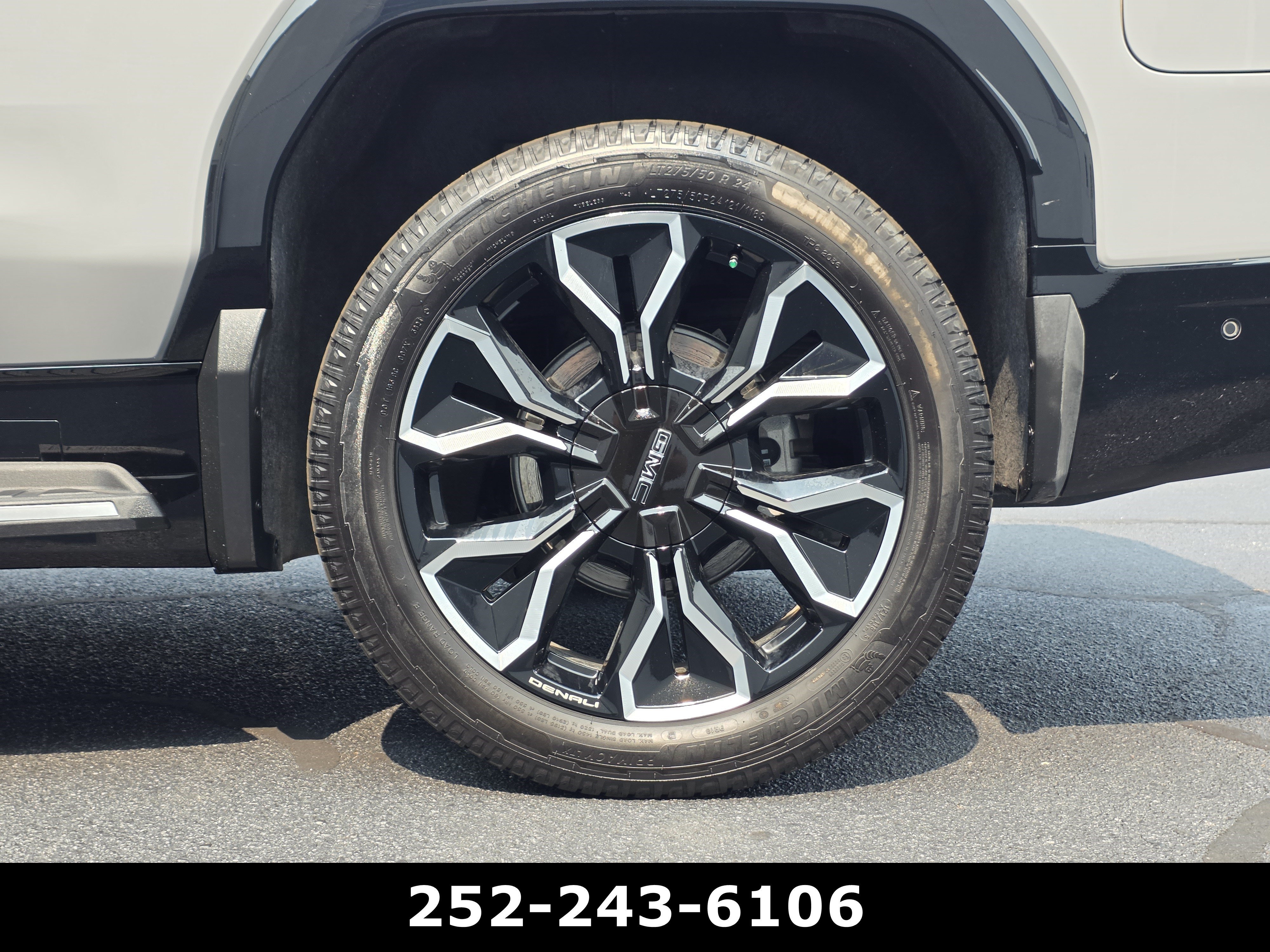 Used 2025 Thunderstorm Gray GMC Max Range Denali image 51