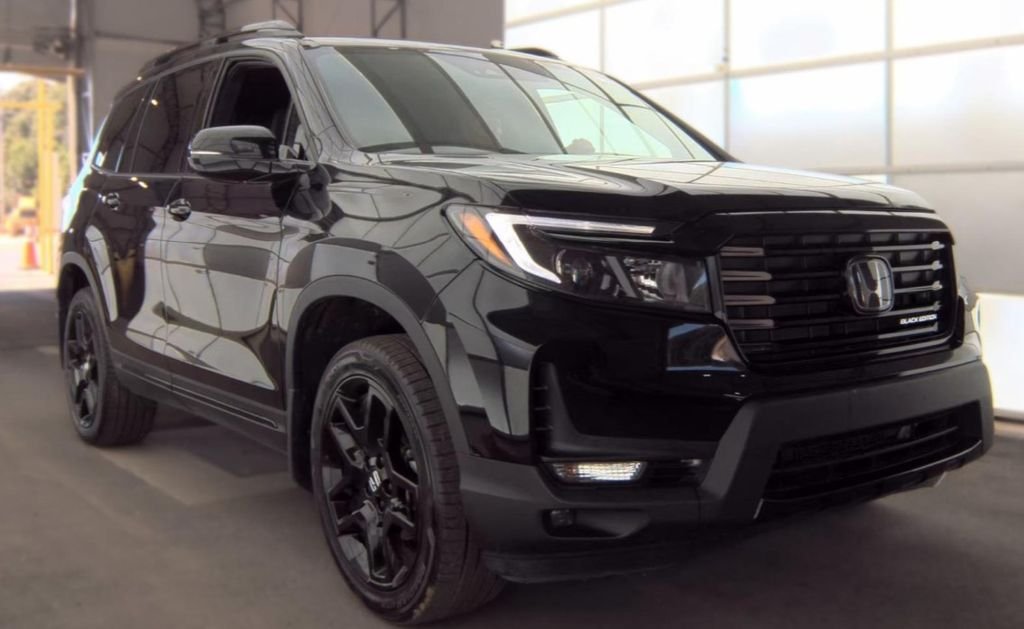 Used 2024 Black Honda Black Edition image 5