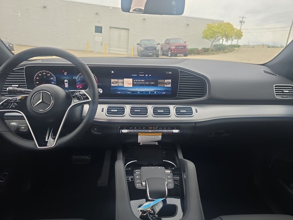 New 2026 Polar White Mercedes-Benz GLE 450 image 12