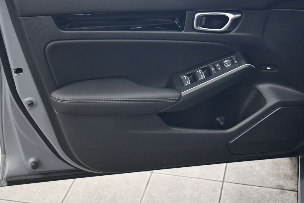 2026 Honda Civic Sport Touring - Photo 15
