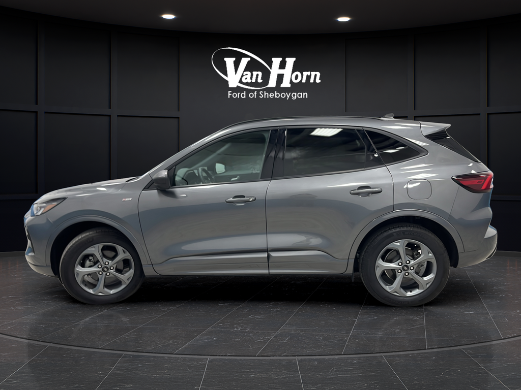 Used 2024 Carbonized Gray Metallic Ford ST-Line image 4