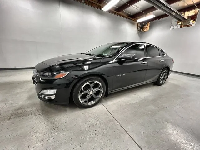Used 2023 MOSAIC BLACK METALLIC Chevrolet LT image 5