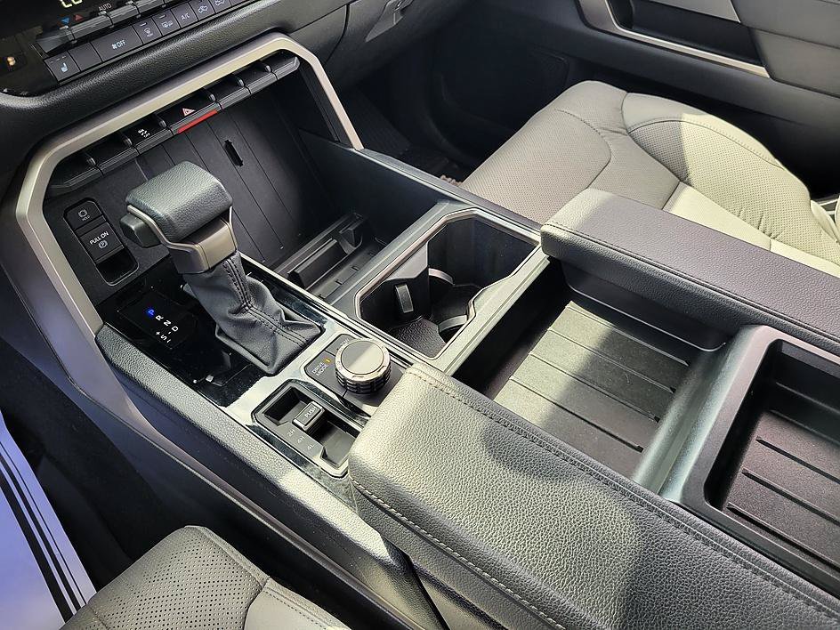 Used 2024 Ice Toyota SR5 image 19