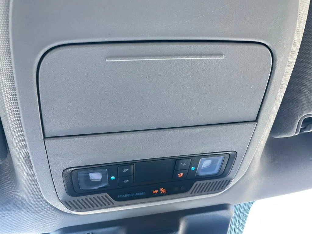 Used 2024 Silver Ford XLT image 51