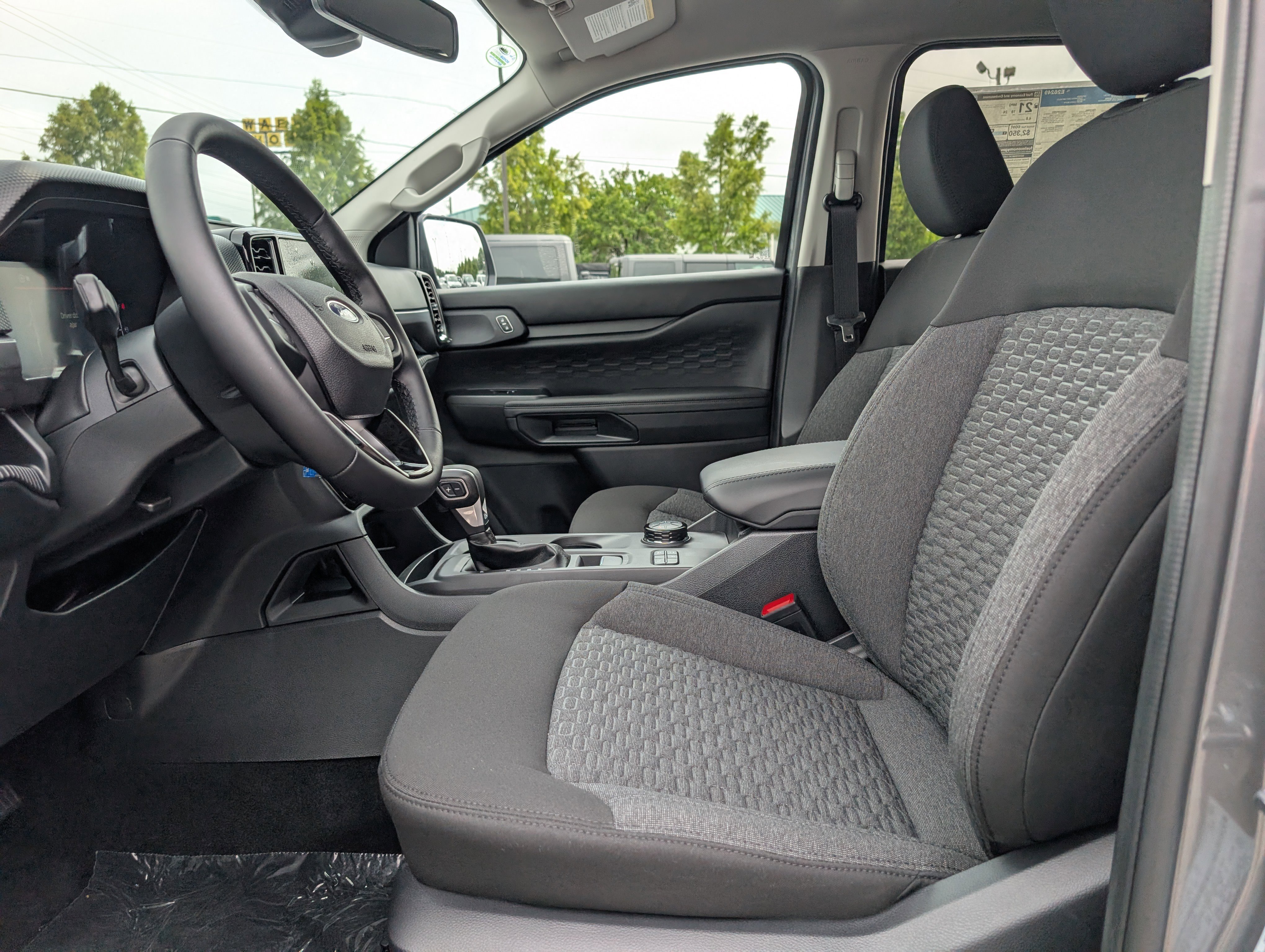 New 2026 Carbonized Gray Metallic FORD XLT image 18