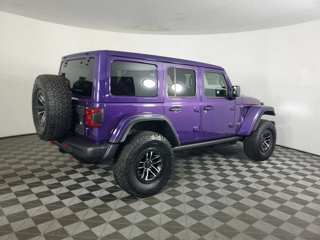 New 2026 Reign Exterior Paint Jeep Rubicon X image 4