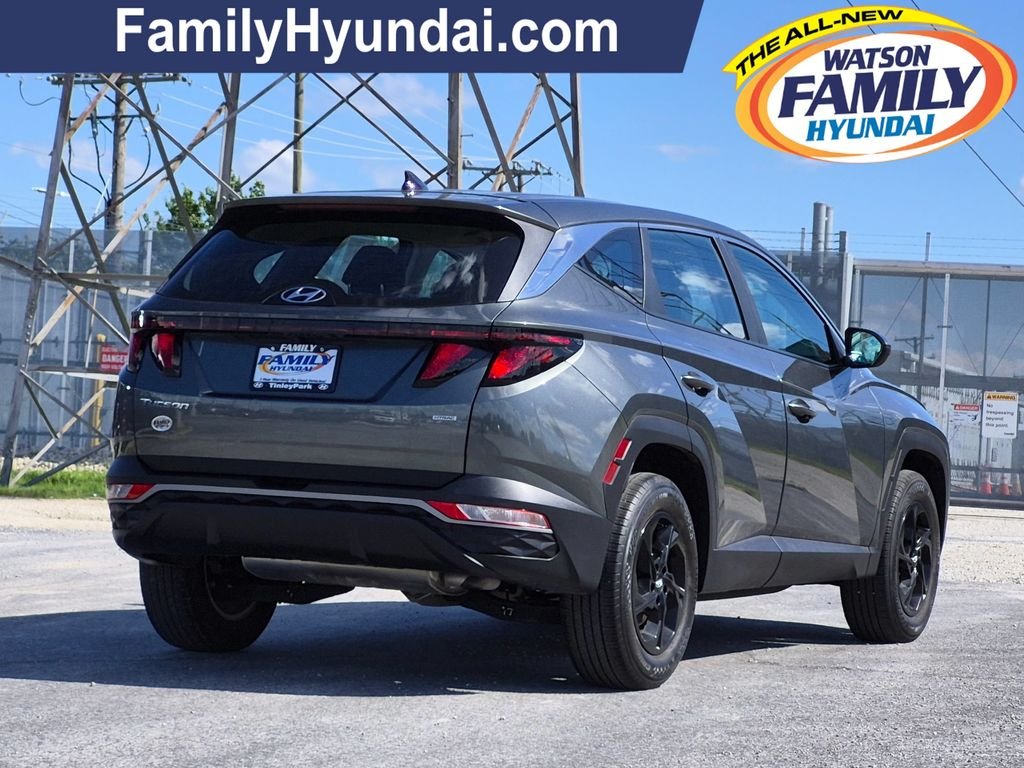 Certified Used 2023 Gray Hyundai SE image 3